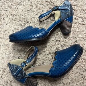 L’Artiste Heels 9.5